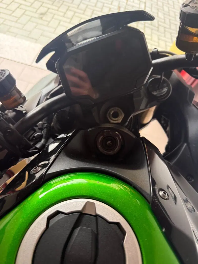 Kawasaki Z H2 SE Performance (2022 - 24) (5)