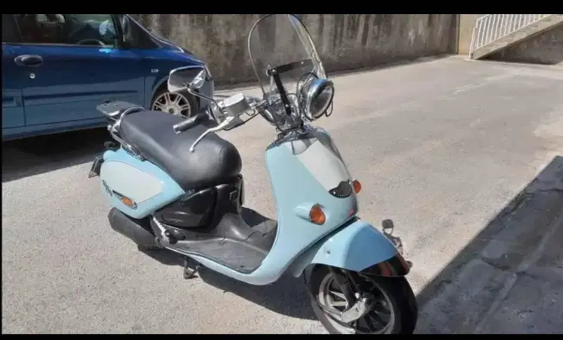 Aprilia Habana 125 Custom (1999 - 01) (3)
