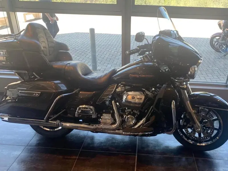 Harley-Davidson 114 Electra Glide Ultra Limited (2020) - FLHTK (9)
