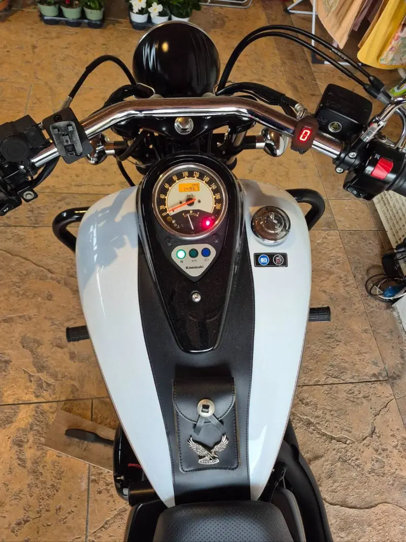 Kawasaki Vulcan VN 900 Custom (2011 - 16) (8)