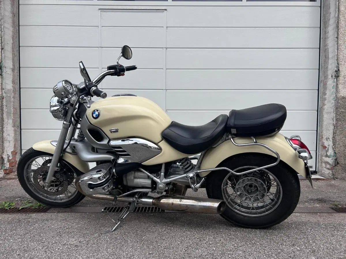Bmw R1200c (12)
