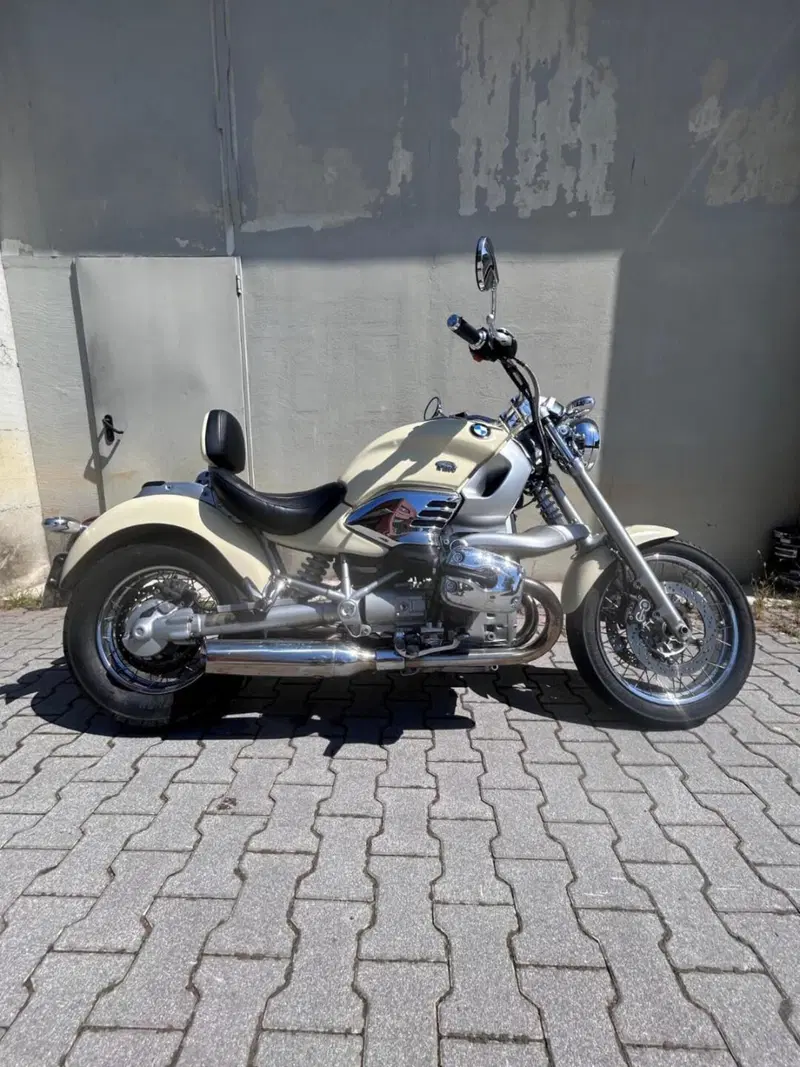 Bmw R1200c (14)
