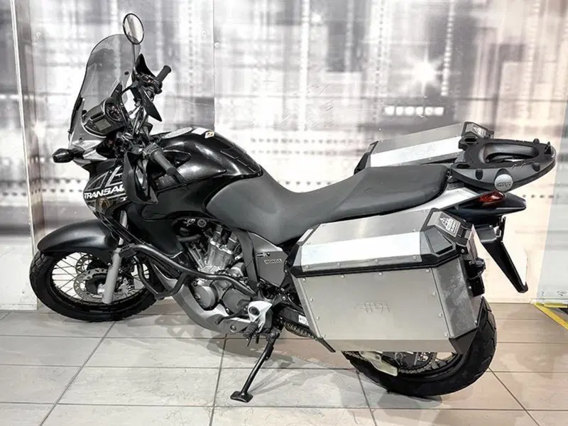 Honda Transalp XL 700 V (2007 - 2013) (2)