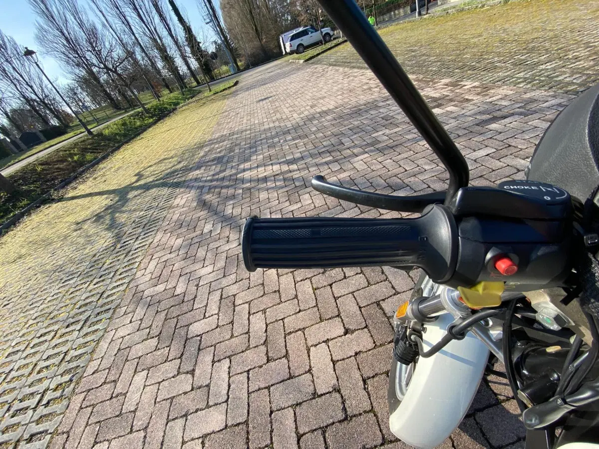 Bmw R45  (9)