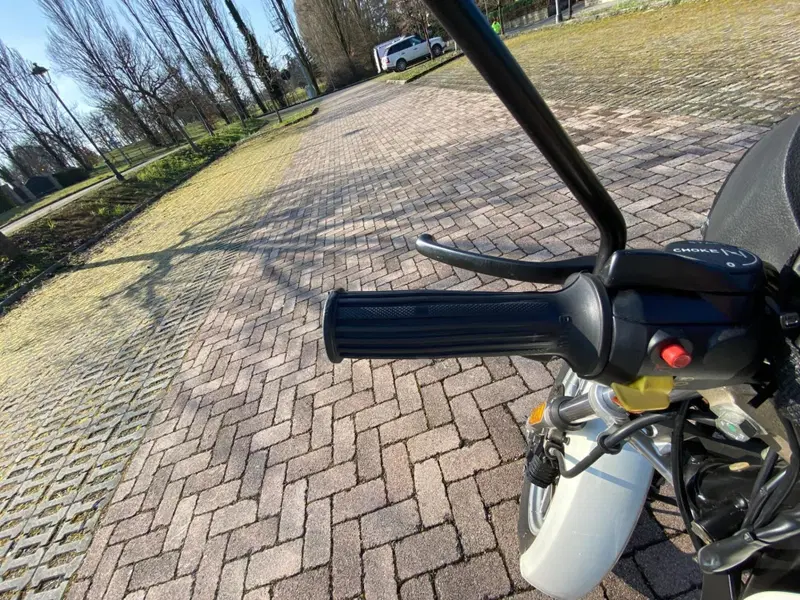 Bmw R45  (9)