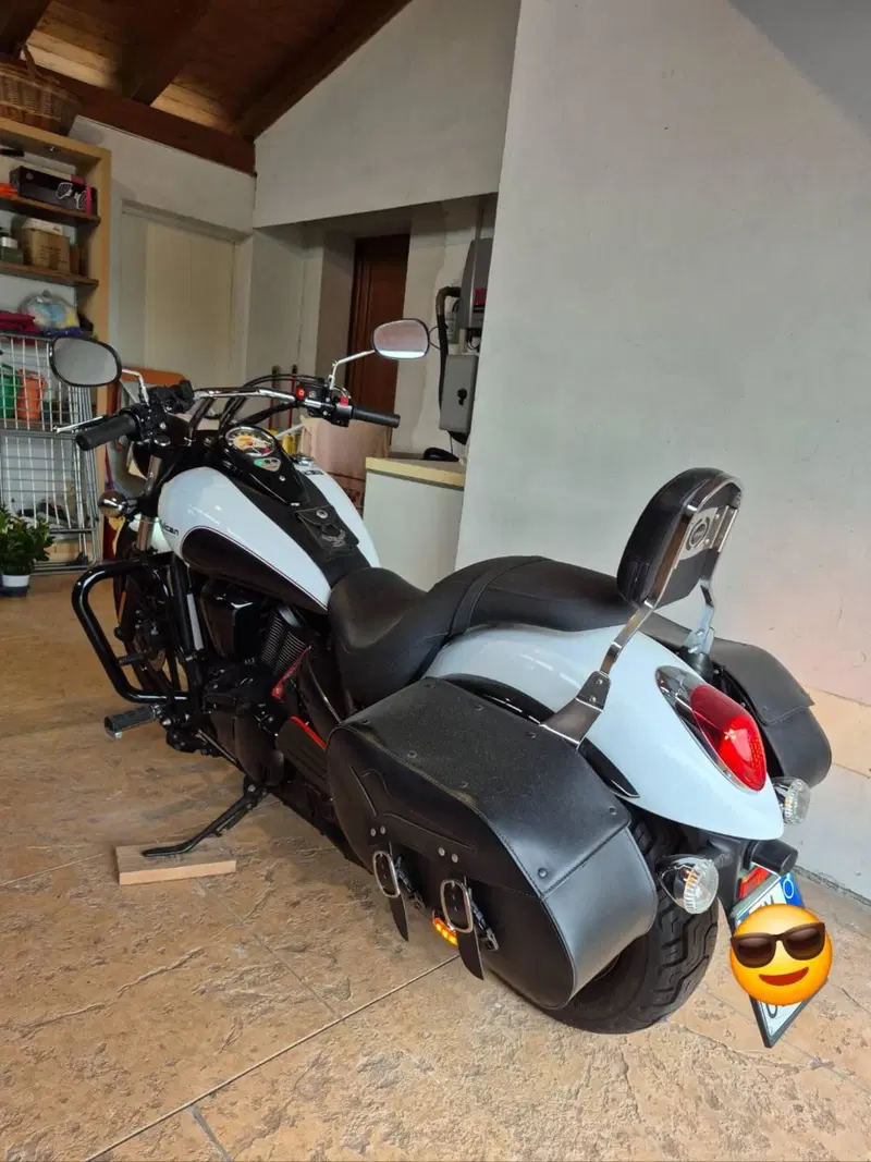 Kawasaki Vulcan VN 900 Custom (2011 - 16)