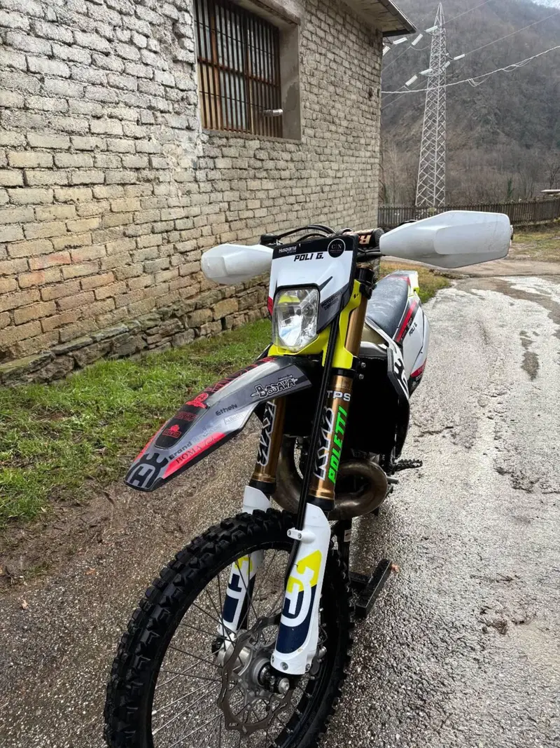 Husqvarna TE 250i (2023) (3)