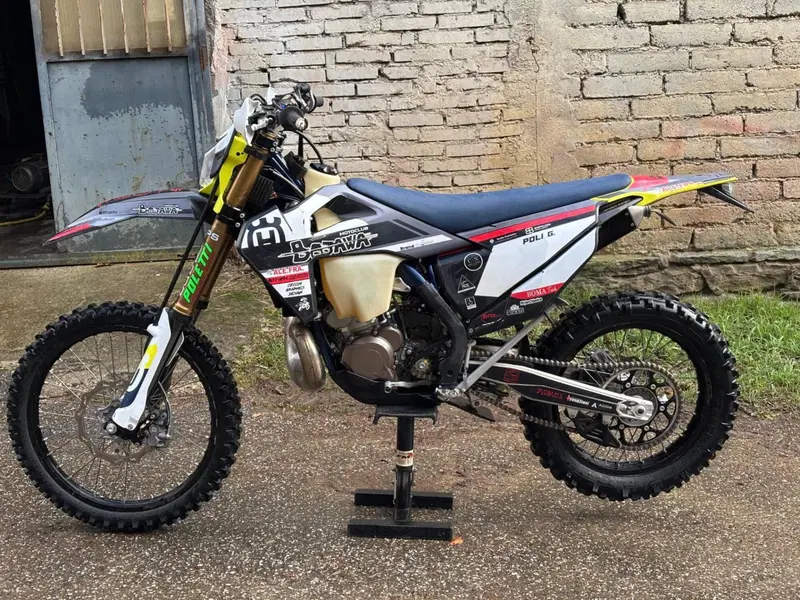 Husqvarna TE 250i (2023)