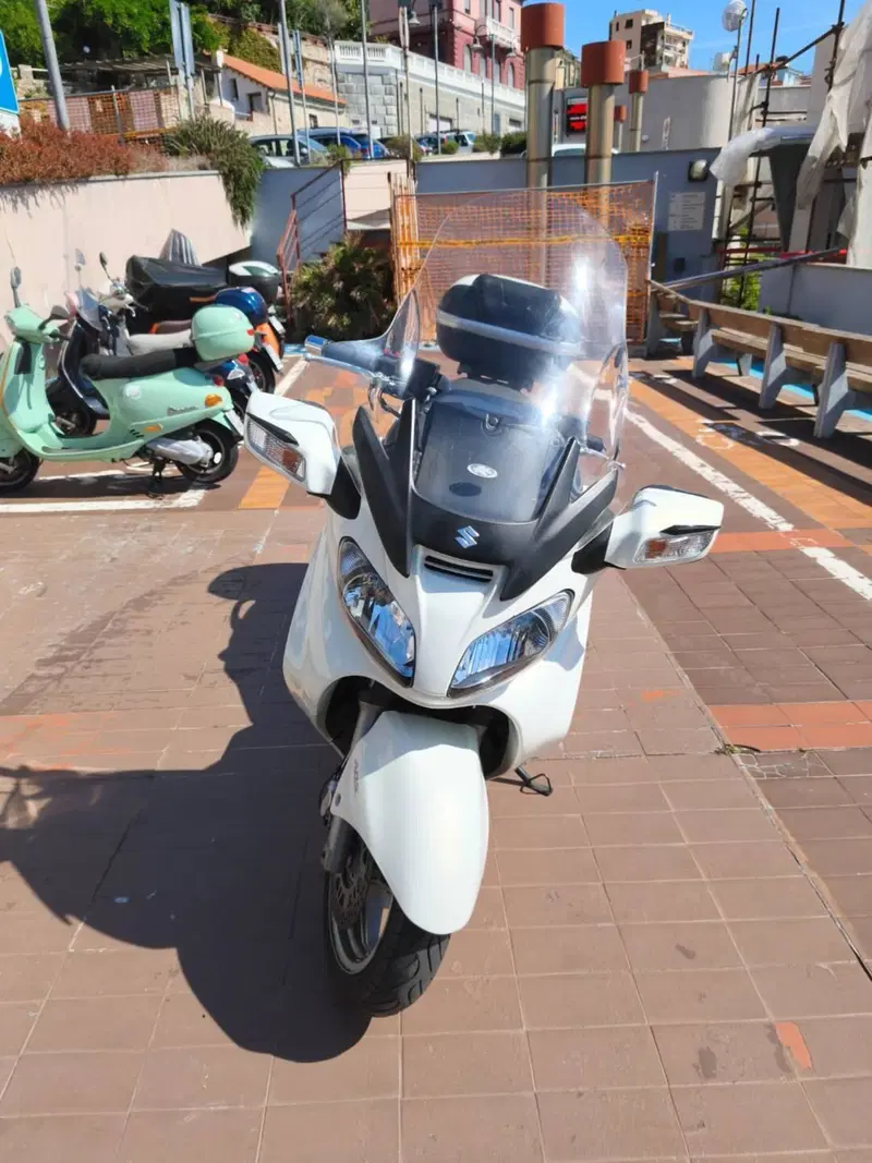 Suzuki Burgman AN 650 Executive ABS (2006 - 12)