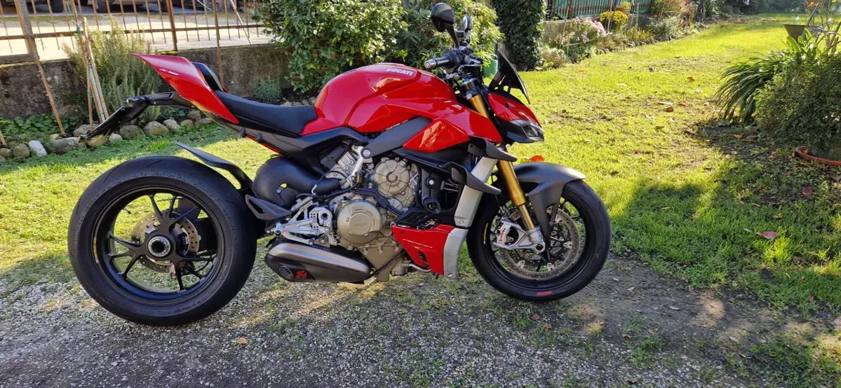 Ducati Streetfighter V4 1100 S (2021 - 22)