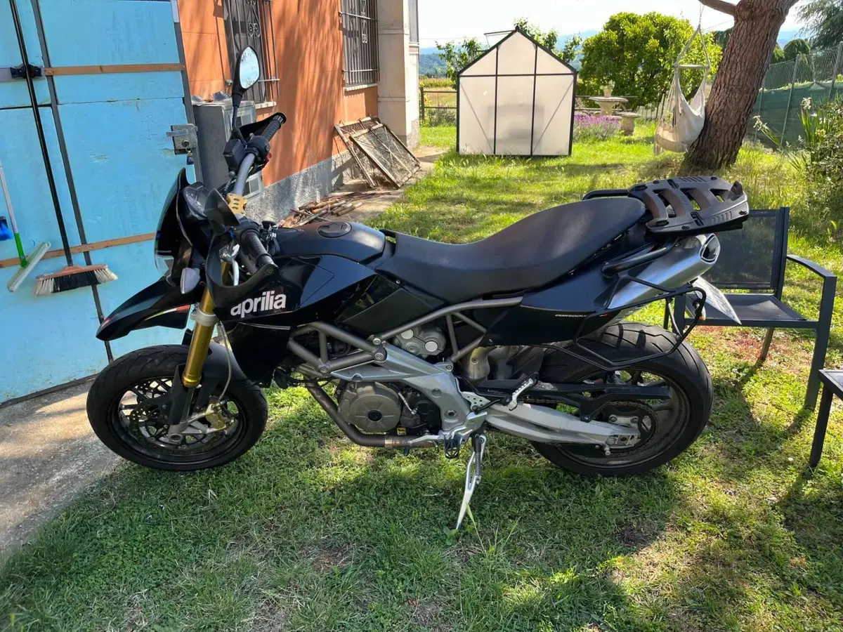Aprilia Dorsoduro 750 (2009 - 14)