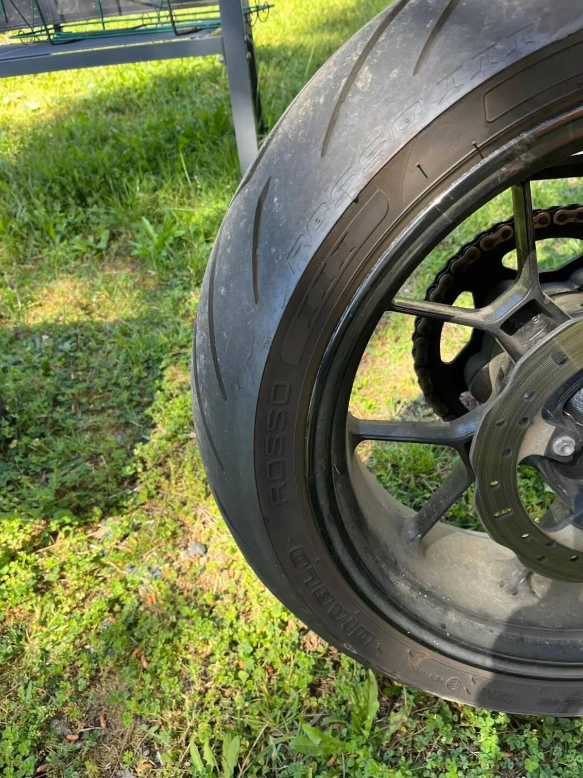 Aprilia Dorsoduro 750 (2009 - 14) (5)