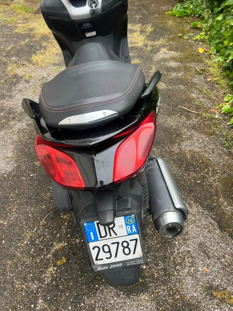 Yamaha X-Max 250 (2010 - 13) (5)