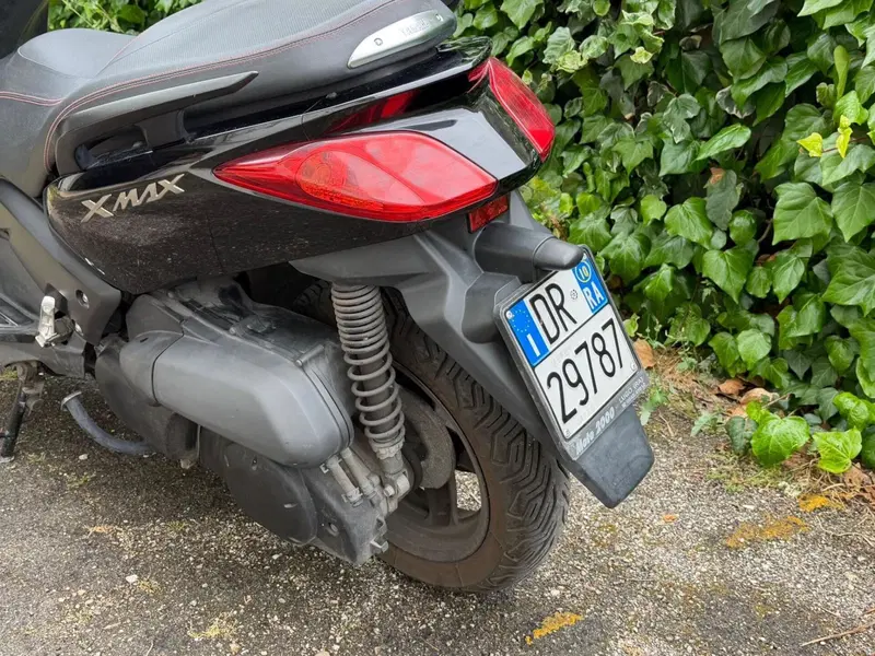 Yamaha X-Max 250 (2010 - 13) (10)