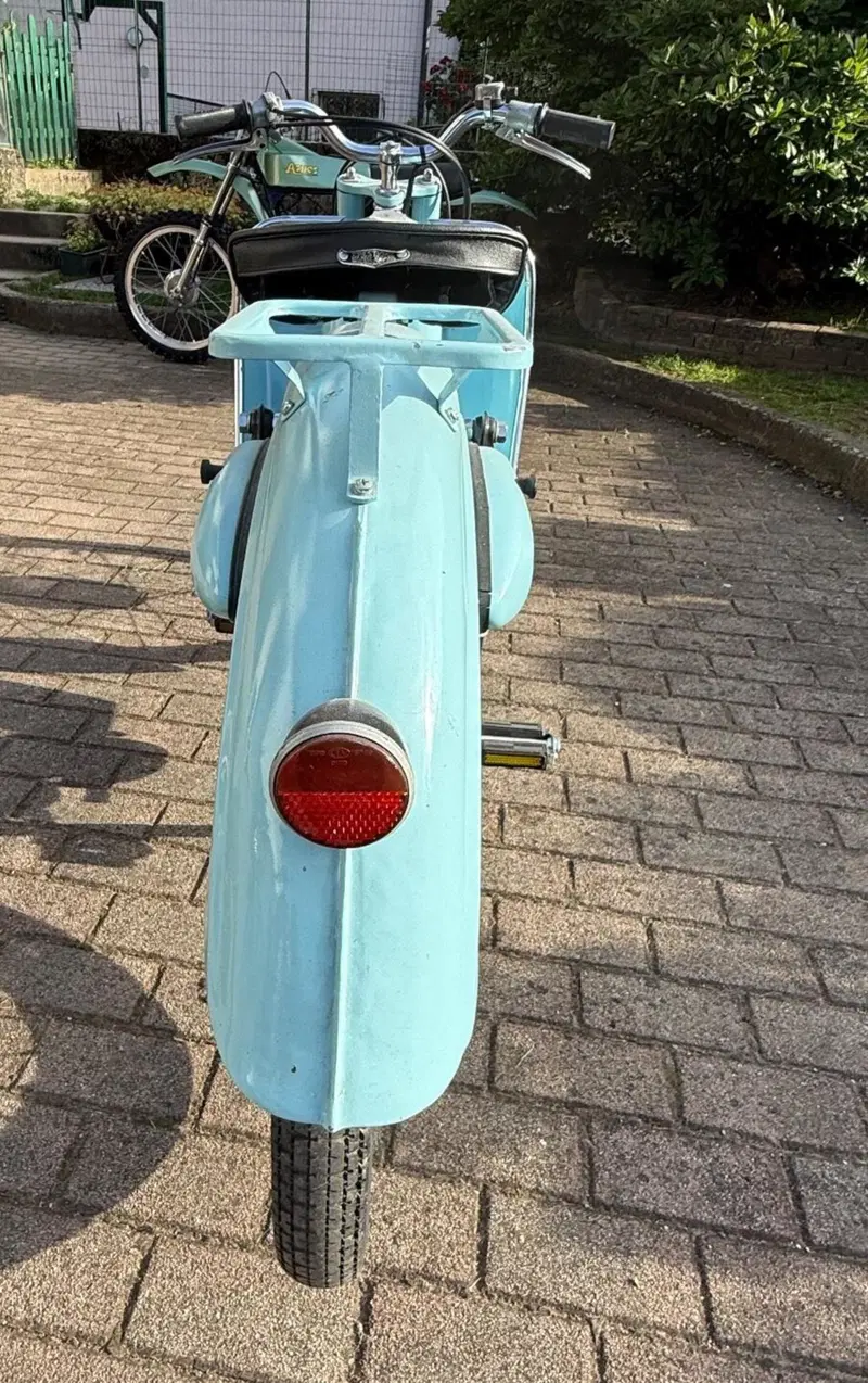 Benelli Scooter (4)