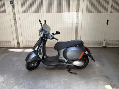 Vespa GTS 300 Super Sport (2023 - 24) usata