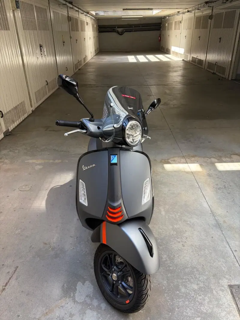 Vespa GTS 300 Super Sport (2023 - 24) (3)