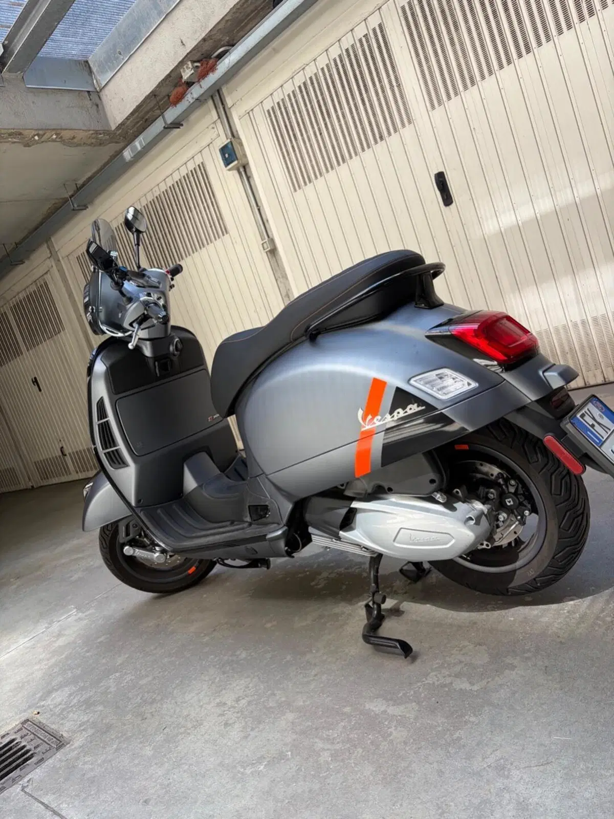 Vespa GTS 300 Super Sport (2023 - 24) (12)