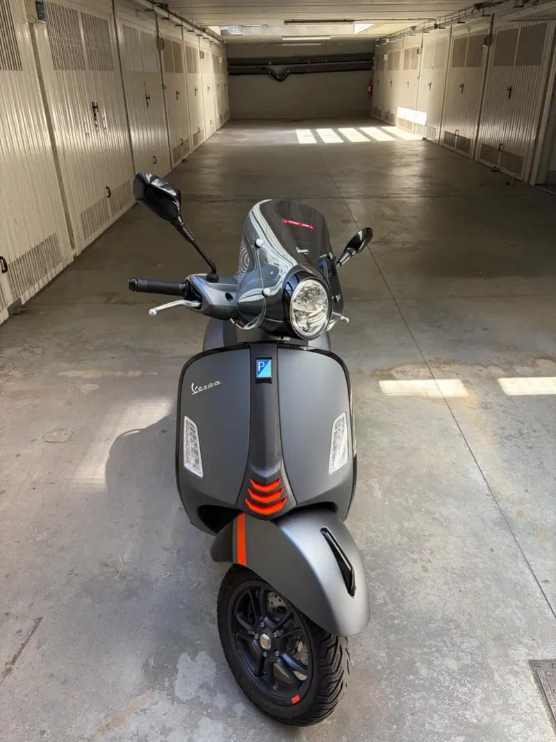Vespa GTS 300 Super Sport (2023 - 24) (3)