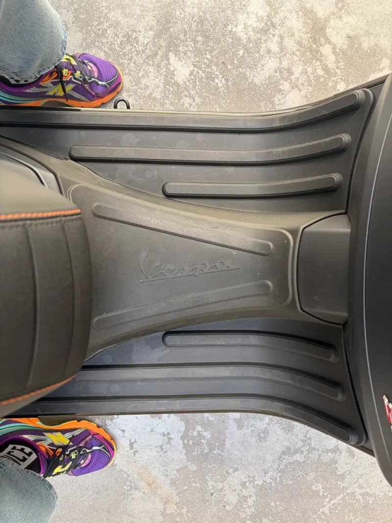 Vespa GTS 300 Super Sport (2023 - 24) (6)