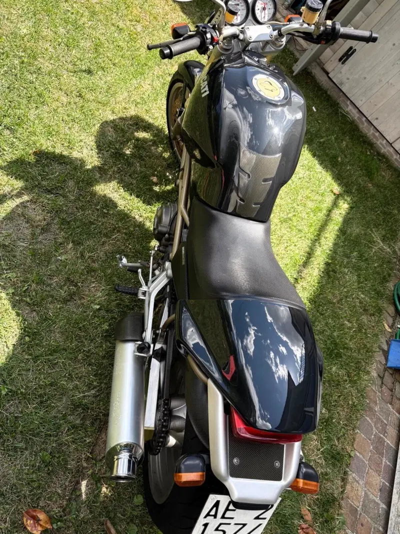 Ducati Monster 900 (1997 - 98) (4)