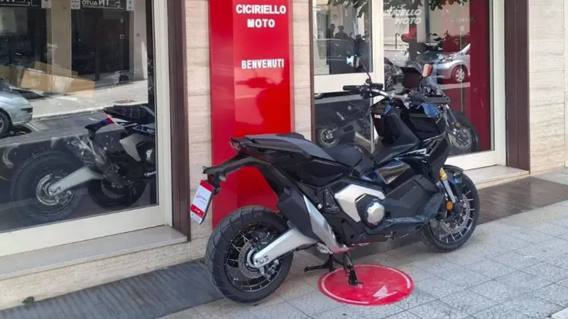Honda X-ADV 750 (2025 - 26) (6)
