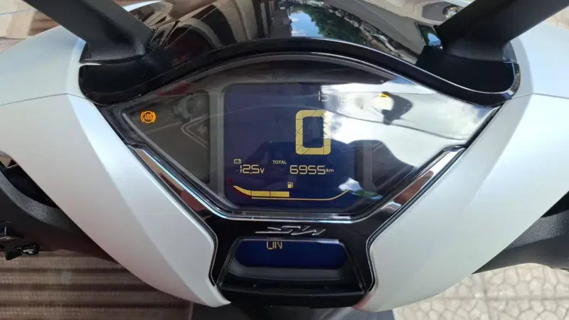 Honda SH 150i (2024 - 25) (3)