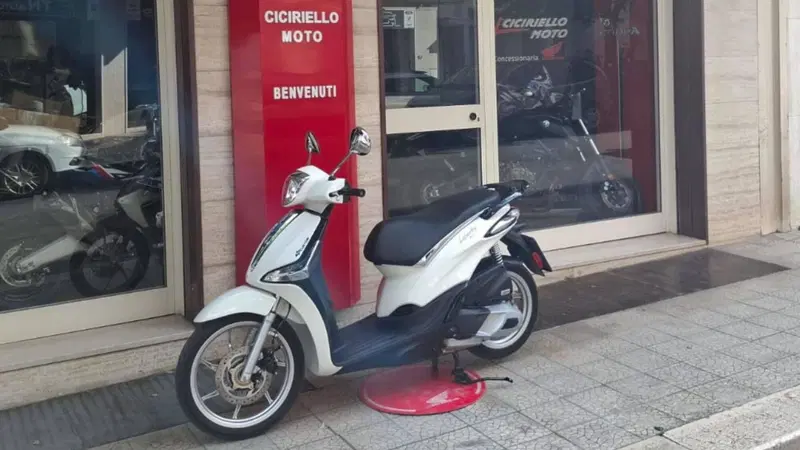 Piaggio Liberty 125 3V ABS (2021 - 24) (5)