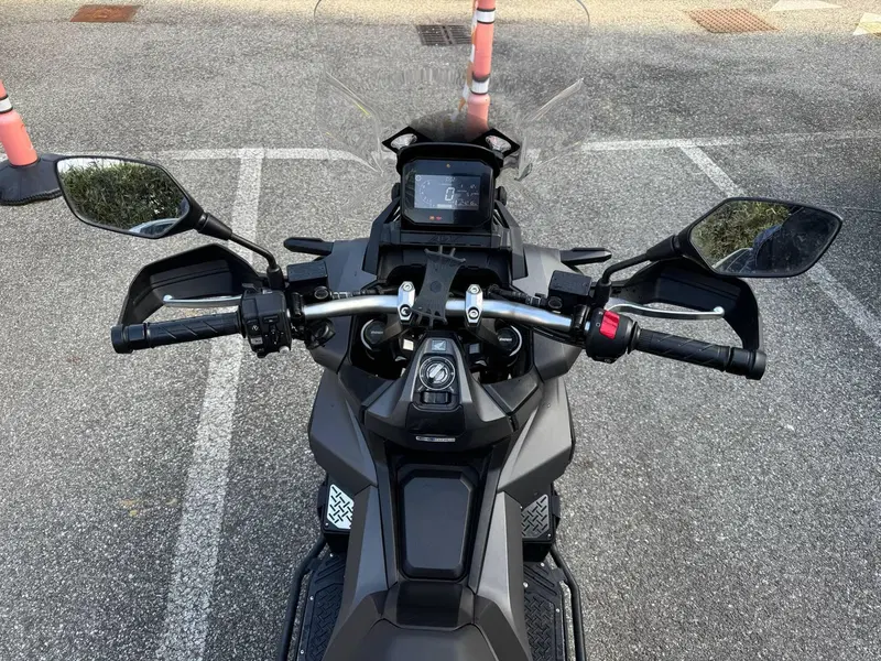 Honda ADV 350 (2022 - 24) (4)