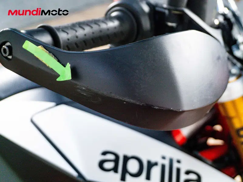Aprilia Dorsoduro 900 (2017 - 20) (16)