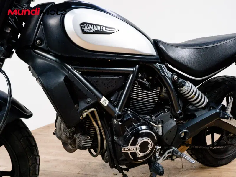 Ducati Scrambler 800 Icon Dark (2020) (7)
