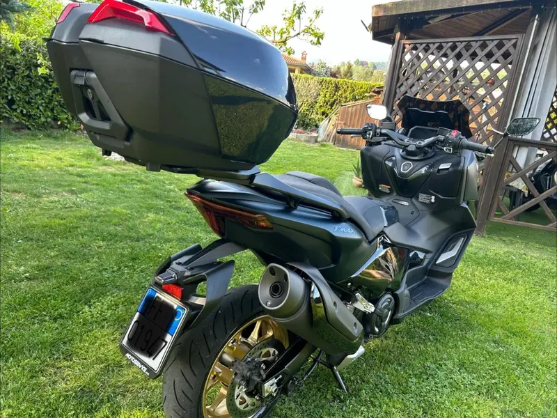 Yamaha T-Max 560 Tech Max (2022 - 24) (8)