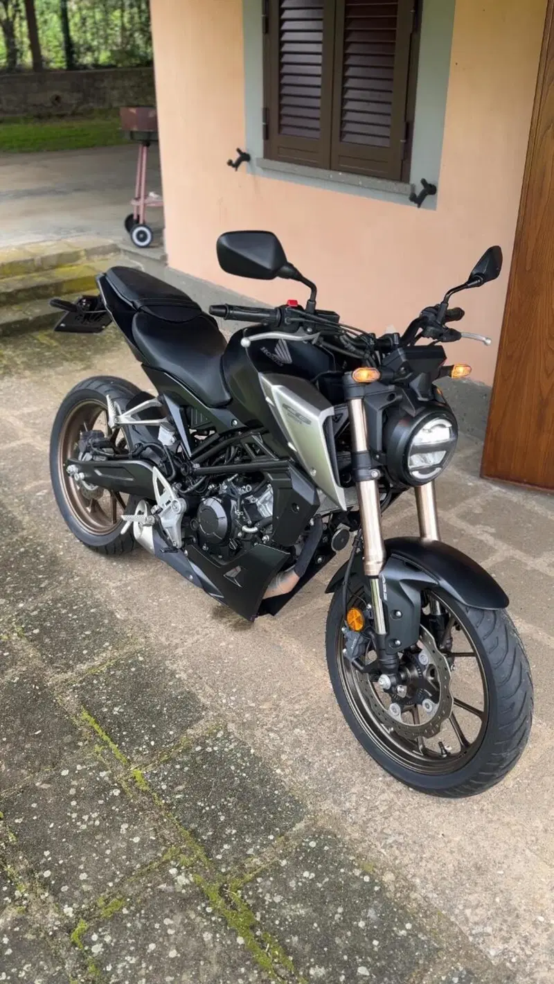 Honda CB 125 R (2021 - 23) (7)