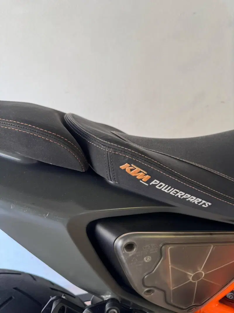 KTM 690 Duke (2012 - 16) (11)