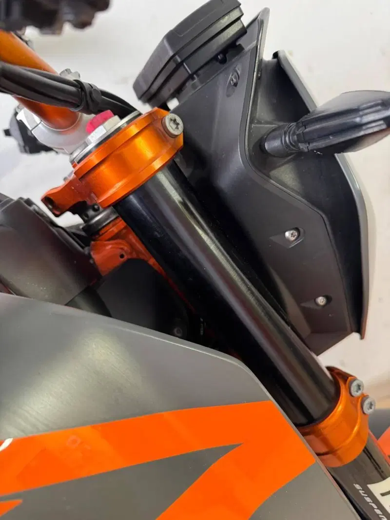 KTM 690 Duke (2012 - 16) (12)