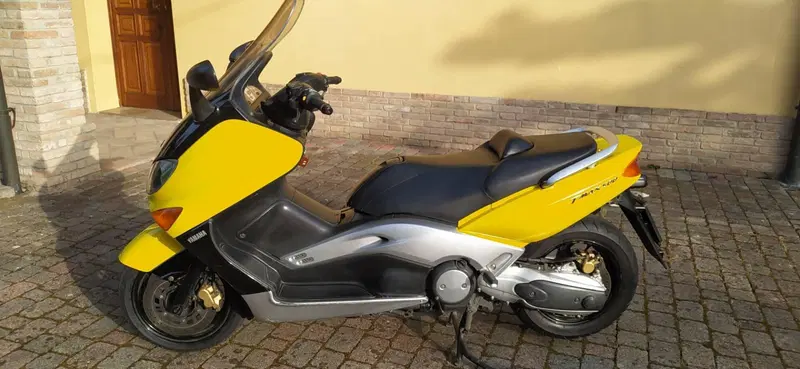 Yamaha T-Max 500 (2001 - 03) (4)