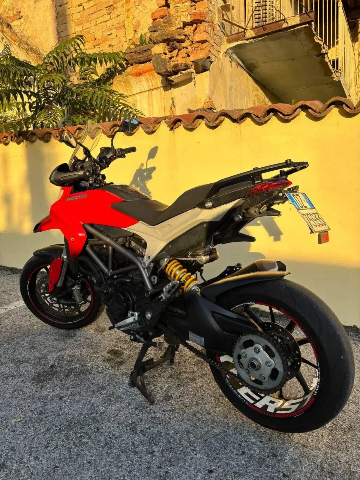 Ducati Hyperstrada 821 (2013 - 15) (4)