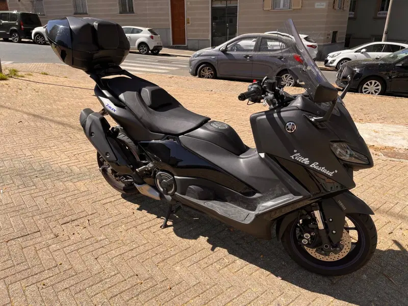 Yamaha T-Max 560 (2022 - 24) (3)