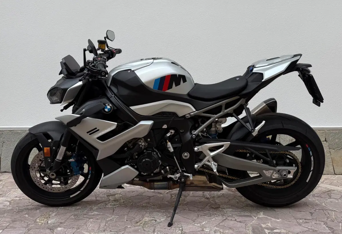 Bmw M 1000 R (2025 - 26) (10)