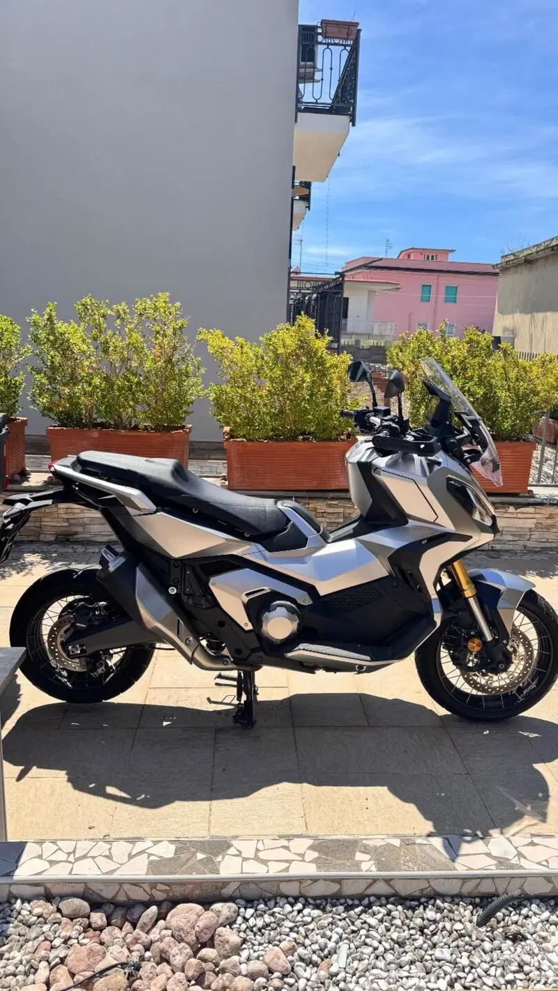 Honda X-ADV 750 DCT (2021 - 24) (8)