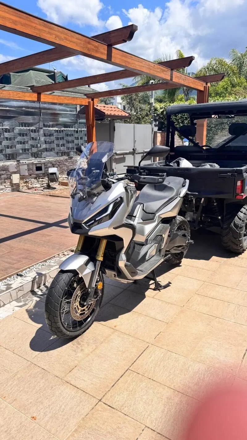 Honda X-ADV 750 DCT (2021 - 24) (9)