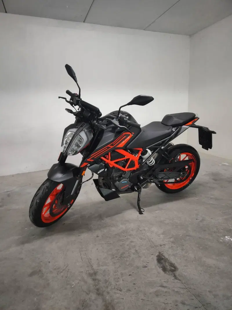 KTM 125 Duke (2021 - 23) (6)