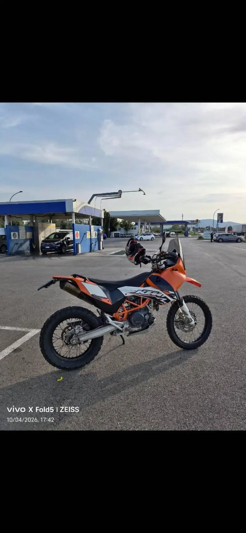 KTM 690 Enduro R (2009 - 11) (2)
