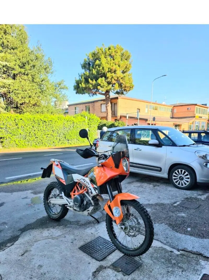 KTM 690 Enduro R (2009 - 11) (6)