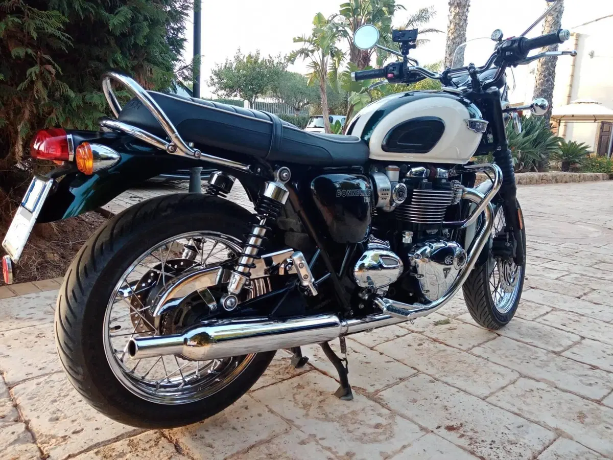 Triumph Bonneville T120 (2016 - 20) (10)