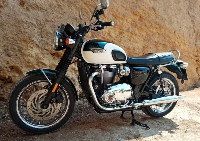 Triumph Bonneville T120 (2016 - 20) (11)