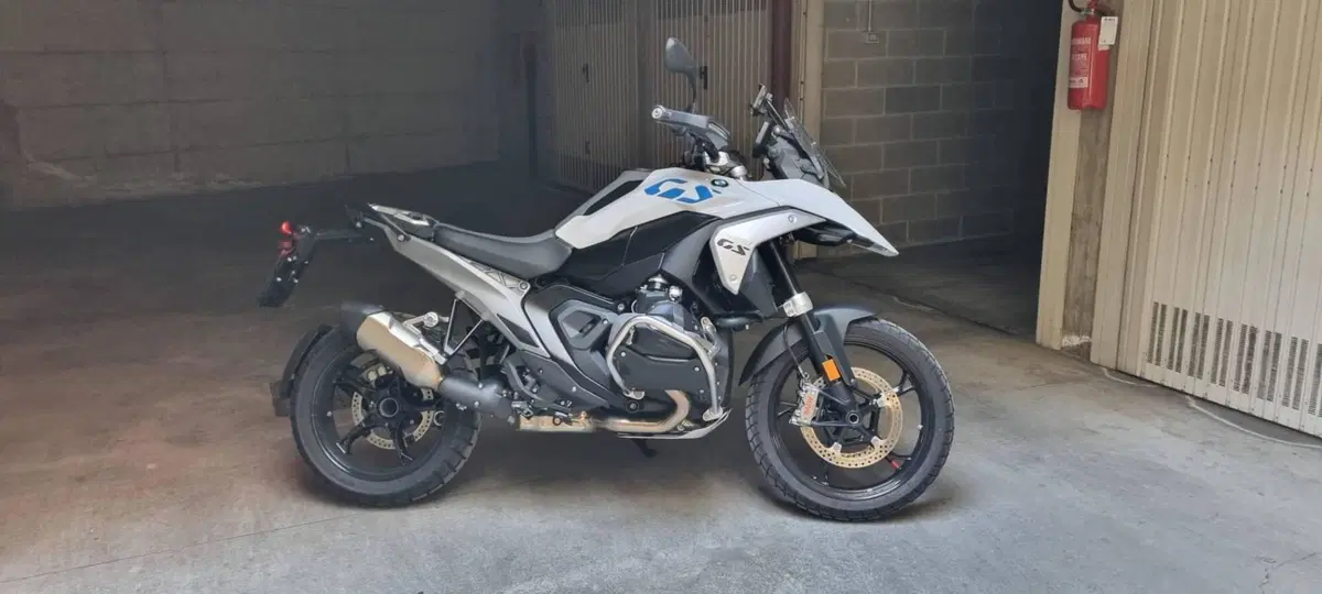 Bmw R 1300 GS (2023 - 26) (9)