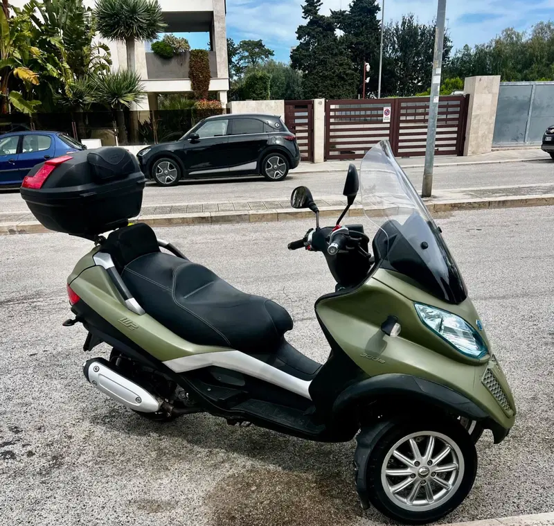 Piaggio Mp3 300 ie Business LT ABS (2014 - 16)