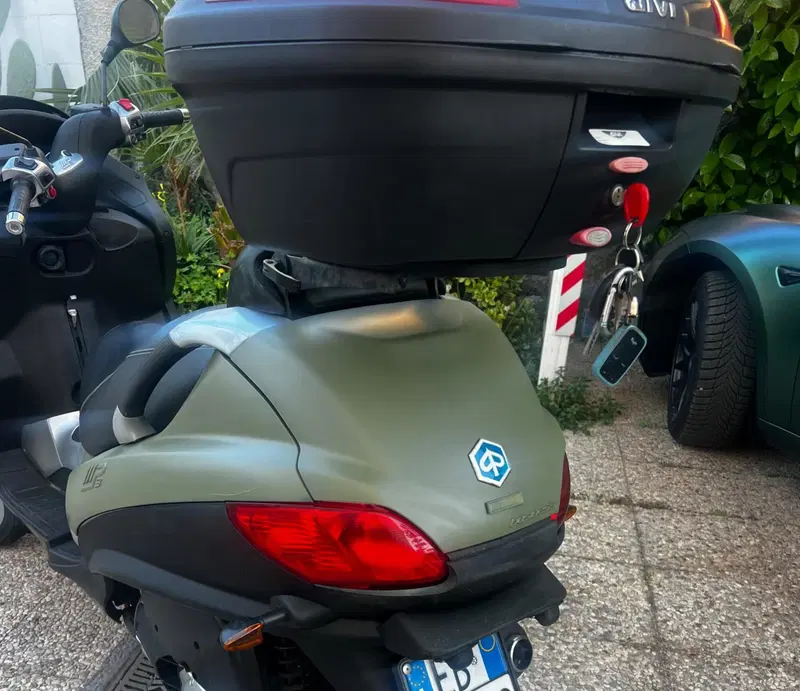 Piaggio Mp3 300 ie Business LT ABS (2014 - 16) (6)