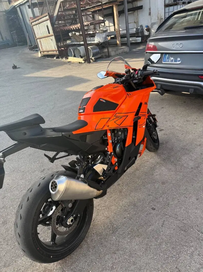 KTM 990 RC R (2026) (3)